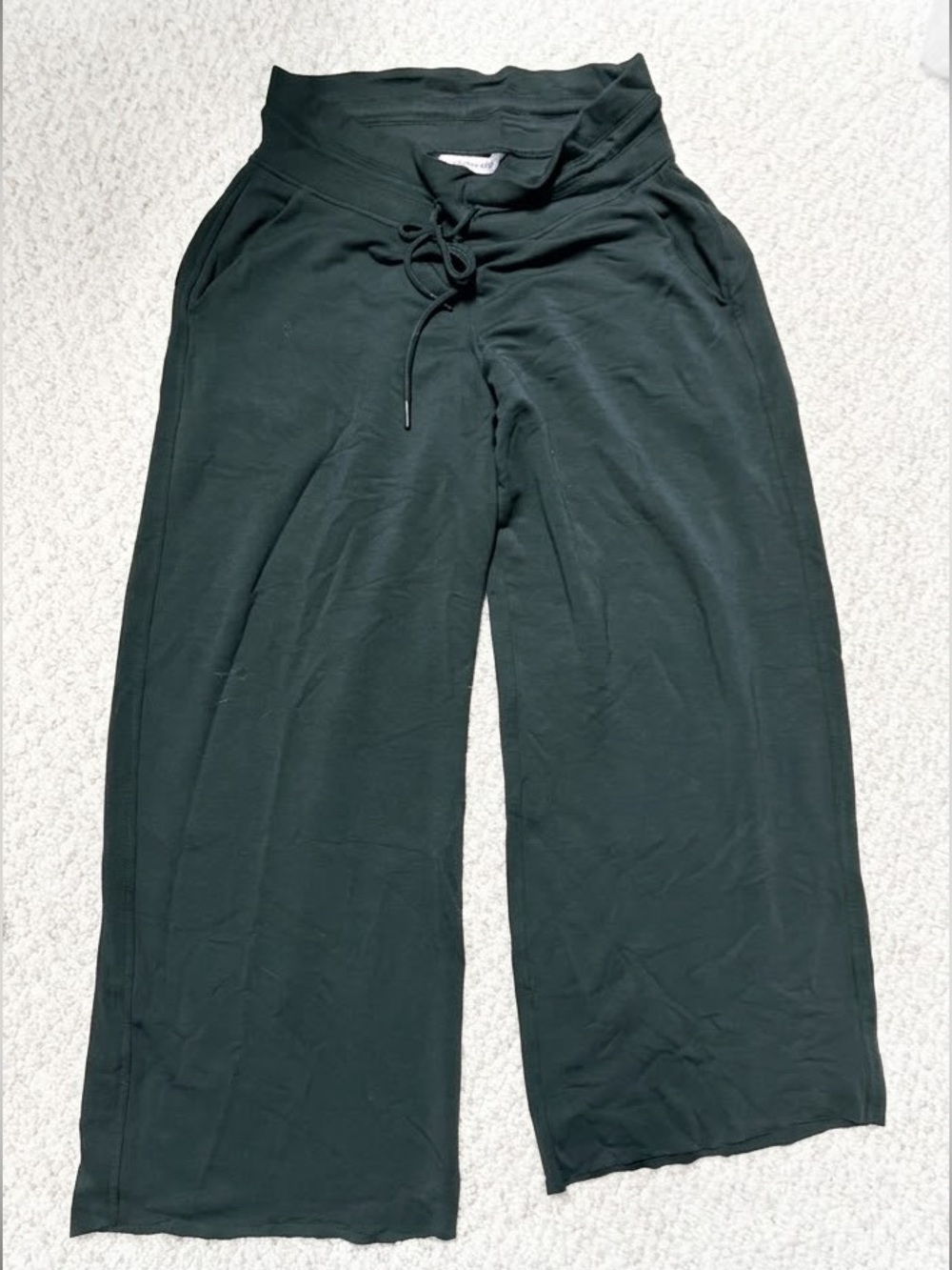 Athleta Wide Leg Crop Drawstring Lounge Pants Size small
